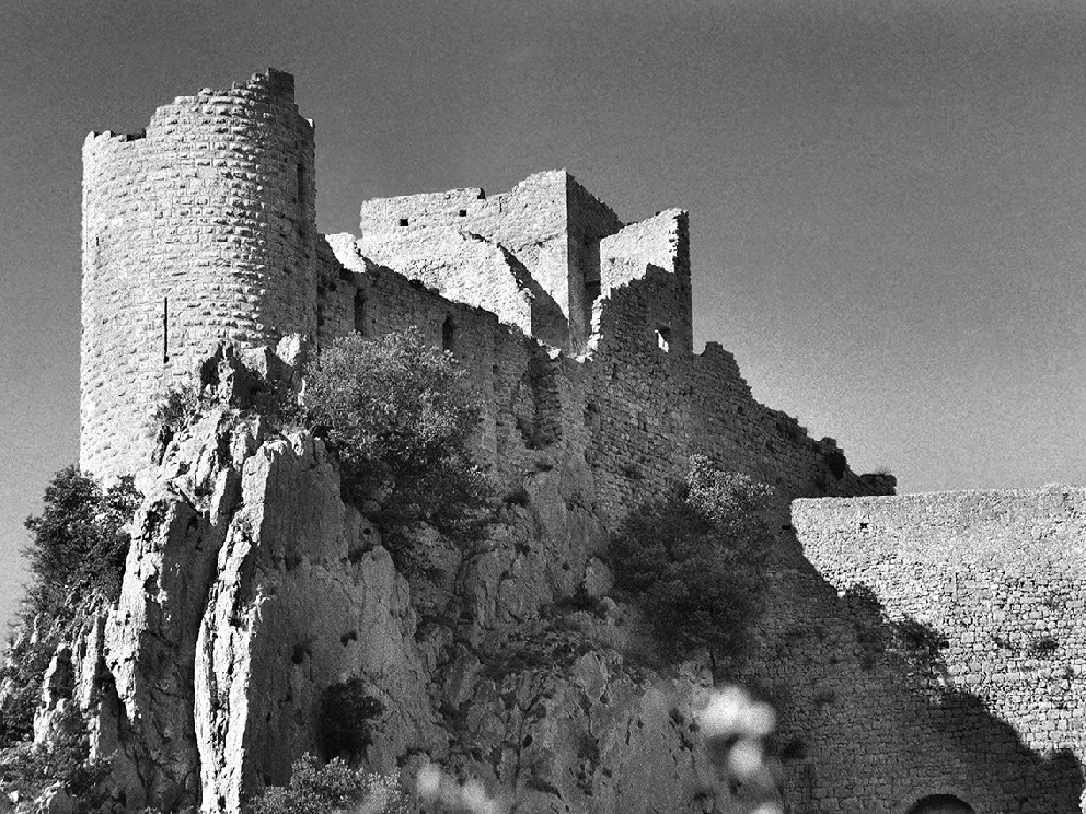 Marie VIDAL - auteure photographe artiste - Cathare - Puylaurens